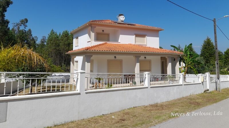 House 3 bedrooms Mata Mourisca Pombal - barbecue, automatic irrigation system, automatic gate, garden, balcony, solar panels, central heating, equipped kitchen, garage