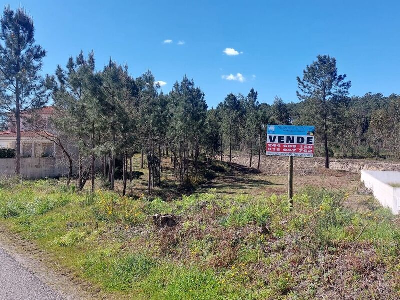 Terreno com 1090m2 Monte Redondo Leiria - viabilidade de construção, bons acessos, água da rede, electricidade