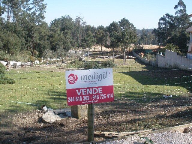 Land with 5000sqm Monte Real Leiria - construction viability