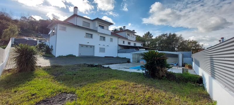 House V3 Semidetached in the field Pernelhas Parceiros Leiria - barbecue, central heating, equipped kitchen, quiet area, garage, swimming pool, terrace, garden