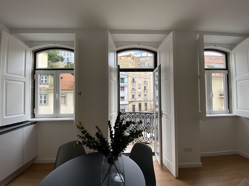 Apartment new 2 bedrooms Vale Santo António São Vicente de Fora Lisboa - equipped, balcony, furnished, double glazing