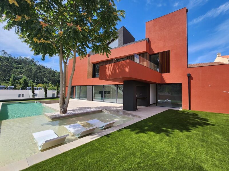 House V6 Isolated Coselhas Santo António dos Olivais Coimbra - garage, solar panels, heat insulation, terrace, swimming pool, sauna, underfloor heating, barbecue, equipped