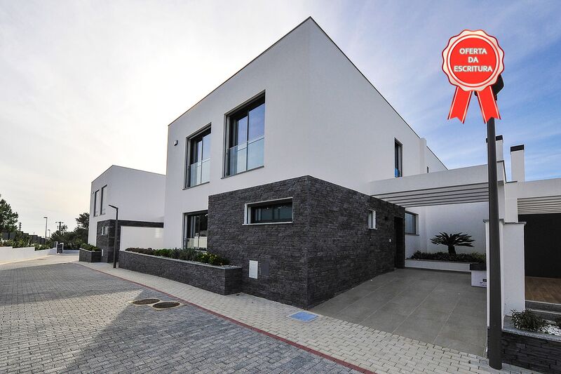 House nieuw V4 Murches Alcabideche Cascais - garage, swimming pool, garden, private condominium