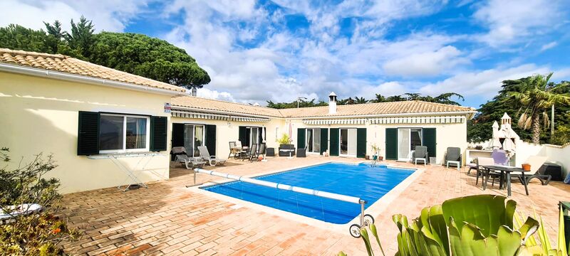 House V3 Renovated near the beach São Brás de Alportel - central heating, double glazing, equipped kitchen, furnished, barbecue, store room, boiler, garage, terrace, garden, fireplace, alarm, air conditioning, quiet area, swimming pool