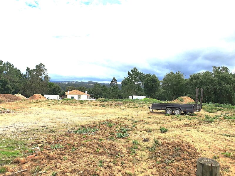 Terreno Urbano com 2500m2 Formigal Salir de Matos Caldas da Rainha