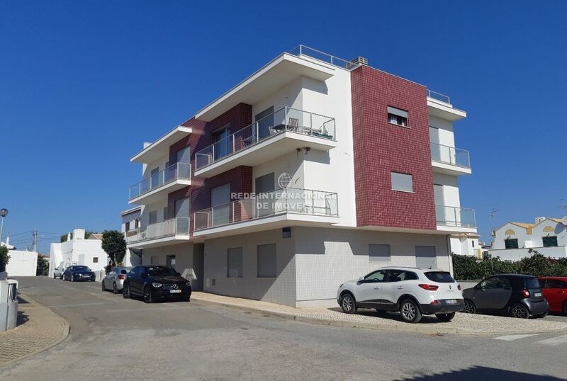 Apartamento T3 bem localizado Altura Castro Marim - garagem, muita luz natural, vista mar, bbq, varandas, terraço