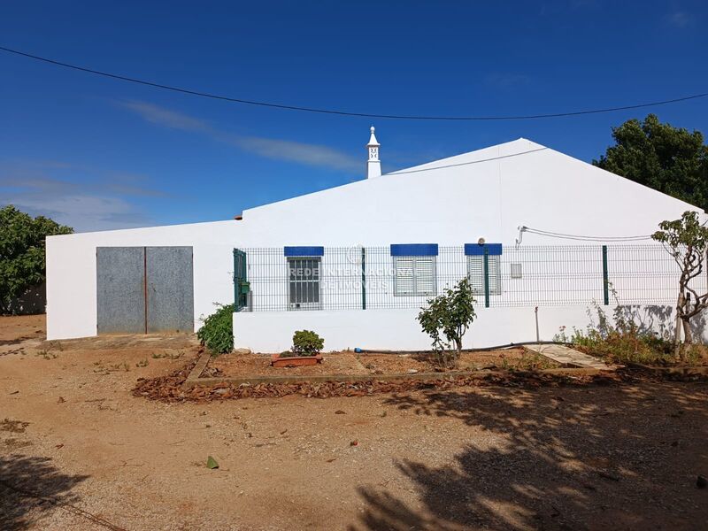 Farm with house 4+2 bedrooms Cabanas Tavira - water, equipped, garage, fruit trees, barbecue, water hole, excellent access