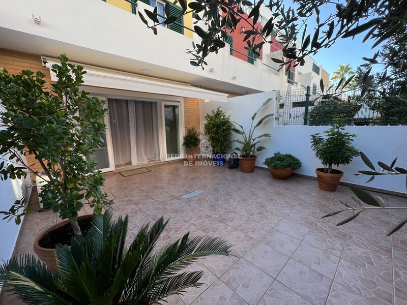 House 3 bedrooms townhouse Quelfes Olhão - equipped, air conditioning, terrace, quiet area, fireplace, solar panels, balcony