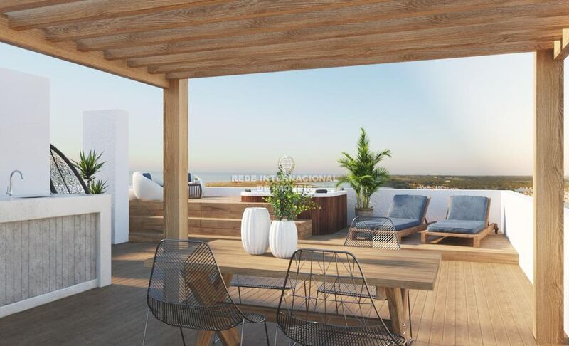 Apartamento T2 Tavira - zona calma, varandas, vista mar, garagem, jardim, terraços, arrecadação, piscina