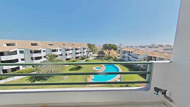 Apartamento Moderno T1 Quarteira Loulé - jardim, equipado, varanda, bbq, piscina, 3º andar, garagem, ar condicionado