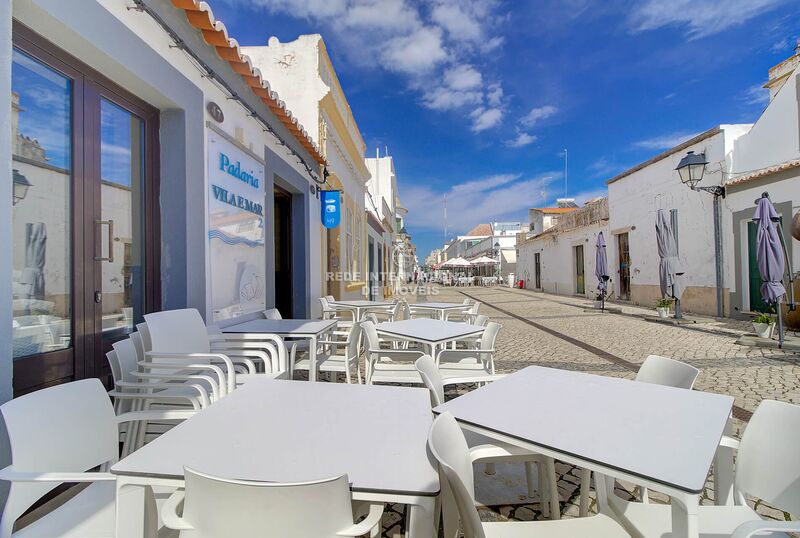 Edifício Comercial no centro Vila Real de Santo António - localização privilegiada