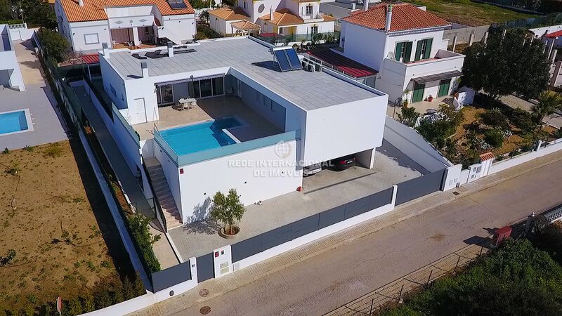 House nueva V4 Quinta do Sobral Castro Marim - barbecue, double glazing, swimming pool, garage, terrace, heat insulation, air conditioning