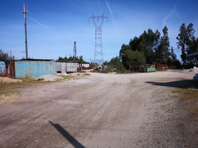 Terreno Urbano com 10000m2 Santa Maria da Feira - bons acessos