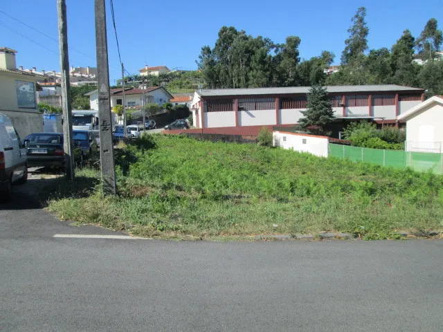 Land Urban with 800sqm Santa Maria da Feira - quiet area, excellent access