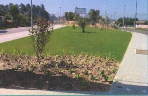 Plot of land flat Santa Maria da Feira - easy access, great location, water, electricity