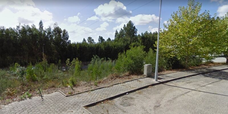 Land with 600sqm Vila de Cucujães Oliveira de Azeméis