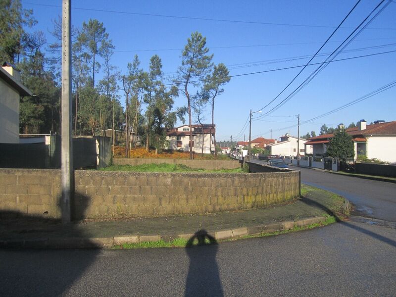 Terreno com 540m2 Cesar Oliveira de Azeméis - viabilidade de construção