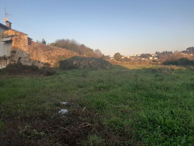 Terreno com 750m2 Vila de Cucujães Oliveira de Azeméis - bons acessos