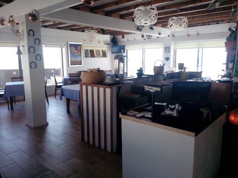 Restaurant well located Cortegaça Ovar - esplanade, kitchen, furnished