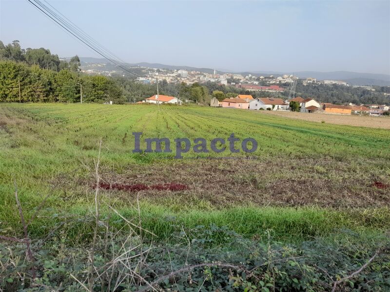 Land with 4000sqm Oliveira de Azeméis