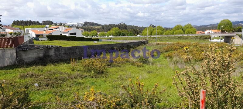 Lote de terreno Urbano com 424m2 Arrifana Santa Maria da Feira - excelentes acessos