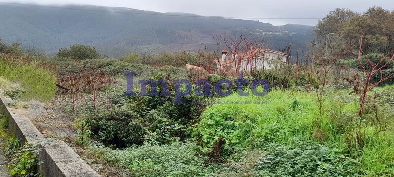 Land Rustic with 600sqm Oliveira de Azeméis - quiet area, construction viability