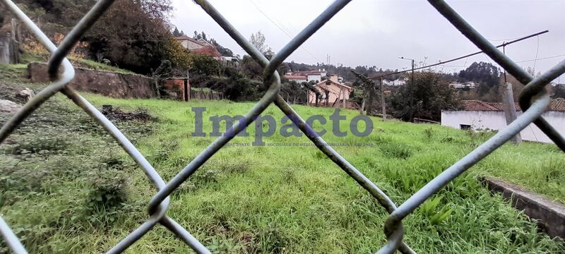 Terreno Urbano com 437m2 Oliveira de Azeméis - viabilidade de construção, zona sossegada