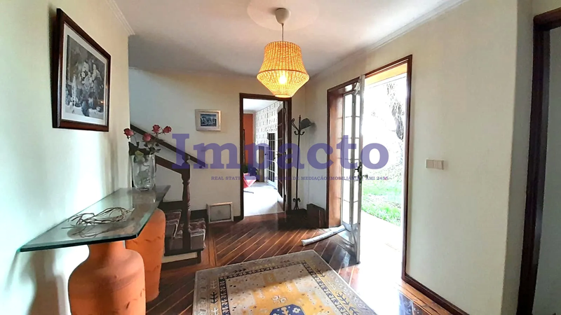 House 3 bedrooms Isolated Macieira de Sarnes Oliveira de Azeméis - equipped kitchen, tiled stove, backyard, plenty of natural light, balconies, balcony, garden, garage