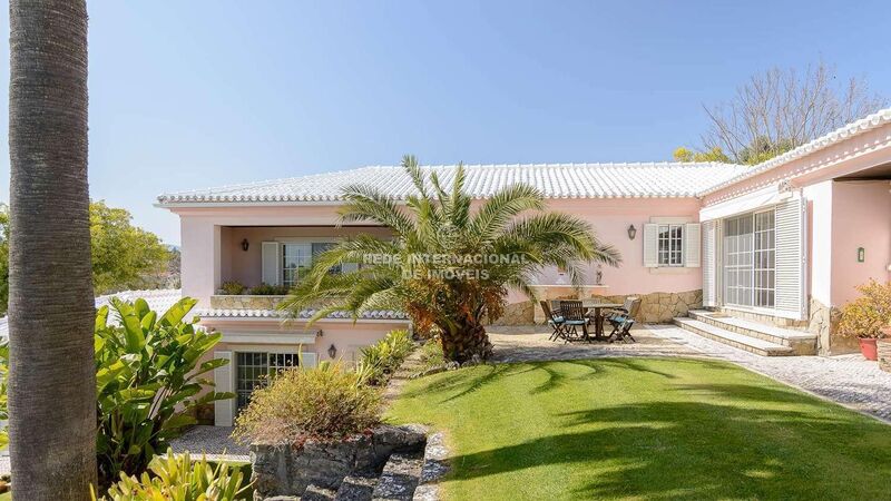 Home V4 Manique Alcabideche Cascais - garden, fireplace, automatic irrigation system, gardens, central heating, quiet area, alarm, garage, swimming pool, solar panels, turkish bath