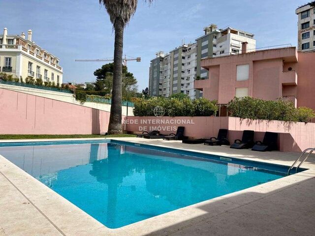 Apartment 2 bedrooms Lapa Lisboa - garden, swimming pool