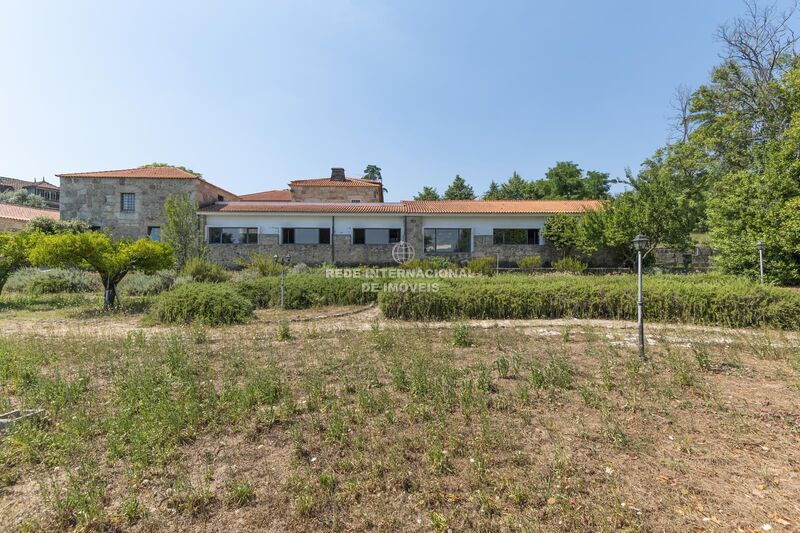 Homestead 4 bedrooms Torredeita Viseu - cork oaks, olive trees, water, garden