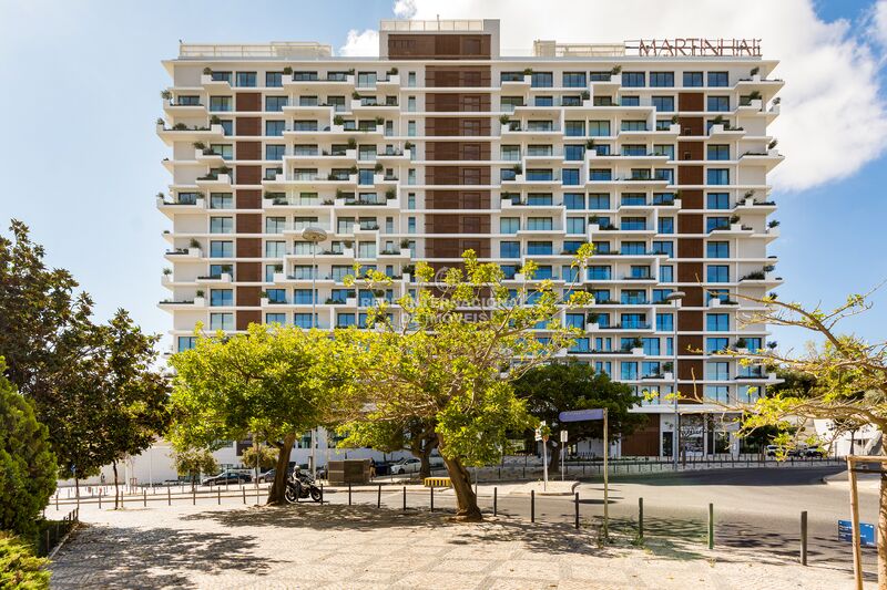 Apartamento Moderno T3 Parque das Nações Lisboa - piscina, ar condicionado, mobilado, equipado, varandas, jardins, alarme