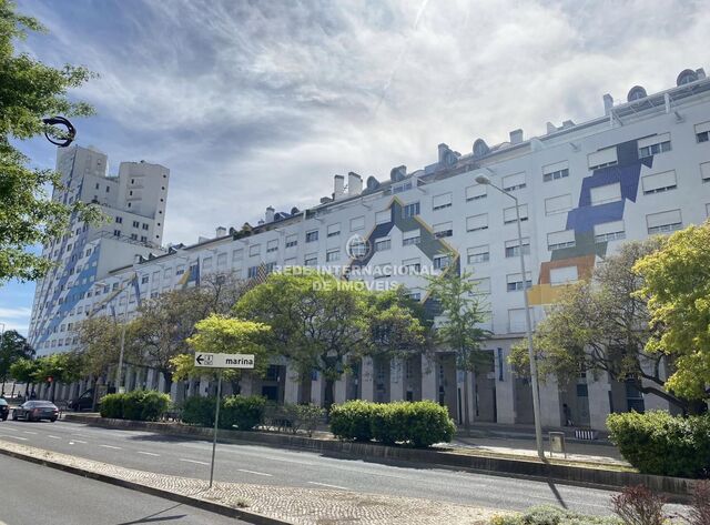 Apartment 2 bedrooms Refurbished Parque das Nações Lisboa - air conditioning, garage, river view, terraces, thermal insulation, kitchen, terrace