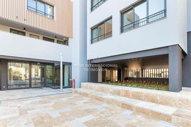 Apartamento Moderno T1 Amoreiras Campolide Lisboa - terraços, condomínio privado, ar condicionado, jardim, zonas verdes