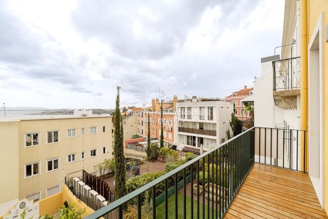 Apartamento novo T2 Lapa Lisboa - varanda, mobilado, ar condicionado, jardim, alarme