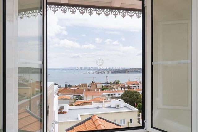 Apartment neue T1 Lapa Lisboa - garden, air conditioning, furnished, alarm