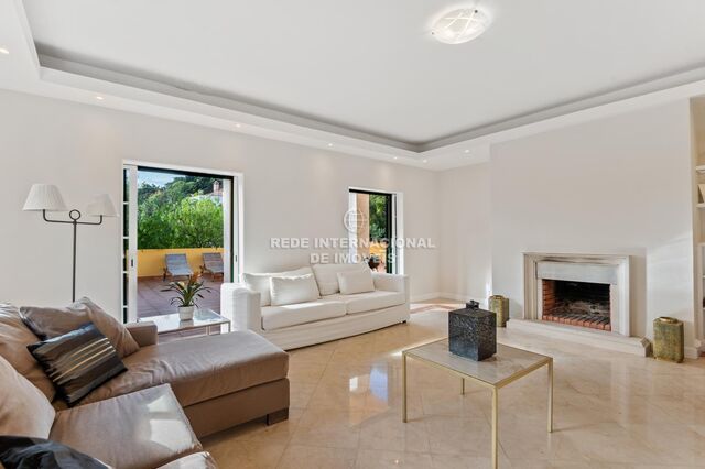 Apartment 4 bedrooms Luxury Estoril Cascais - alarm, swimming pool, fireplace, condominium, garden, gardens, air conditioning, terrace