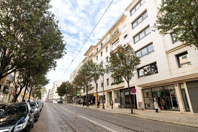 Apartamento T2 Amoreiras Campolide Lisboa - varanda, lugar de garagem, garagem, jardim