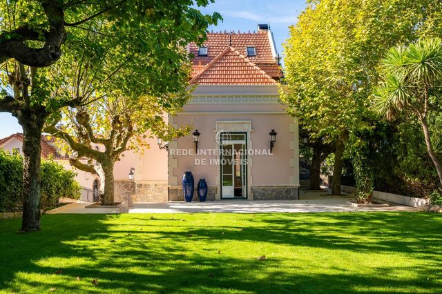 Casa Remodelada no centro V4 Sintra São Martinho - jardim, ar condicionado, sauna, bbq