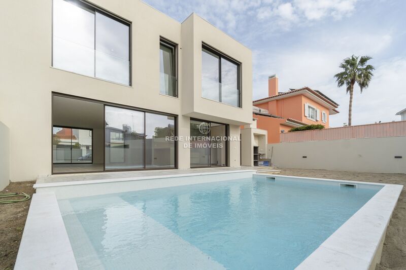 House Isolated V4 Aldeia de Juzo Cascais - swimming pool, barbecue, alarm, garage, garden, air conditioning, balcony, automatic gate