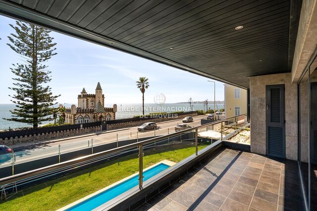 House V6 beach front São Pedro do Estoril Cascais - central heating, alarm, air conditioning, fireplace, sea view, garden, swimming pool