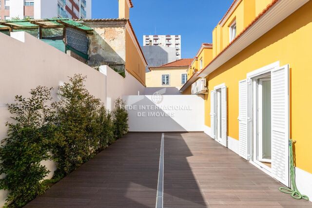 Moradia Remodelada V4 Parque das Nações Lisboa - terraço, ar condicionado