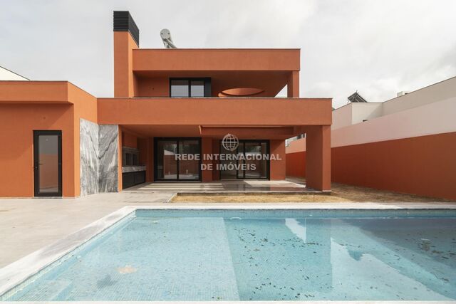 House/Villa V5 Azeitão Setúbal - ,