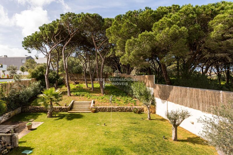 House V4 Birre Cascais - quiet area, swimming pool, alarm, fireplace, barbecue, garden, garage, central heating, sauna