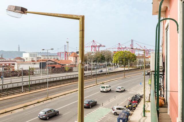 Apartment 4 bedrooms Santos Santos-o-Velho Lisboa - river view, air conditioning, garden