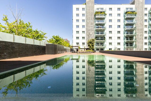 Apartamento T5 Praça de Espanha Avenidas Novas Lisboa - ar condicionado, alarme, jardins, lareira, piscina