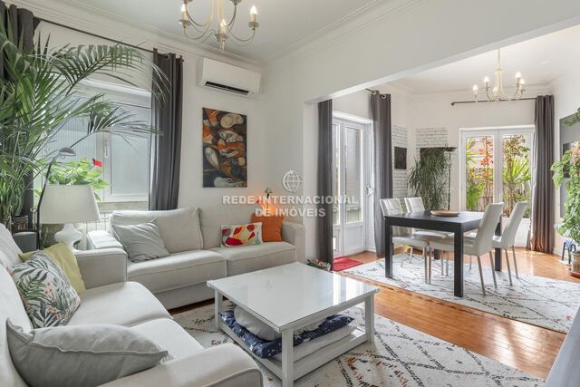 Apartment T2 Refurbished Campolide Lisboa - air conditioning, central heating, balcony