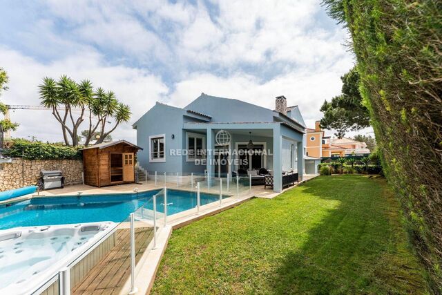 House Refurbished 4 bedrooms Birre Cascais - fireplace, swimming pool, central heating, garage, sauna, underfloor heating, air conditioning, garden, alarm, barbecue