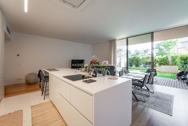 Apartamento T2 Gandarinha Cascais - alarme, arrecadação, varandas, piscina, cozinha equipada, terraços, jardins