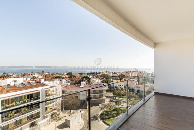 Apartamento com vista mar T3 Paço de Arcos Oeiras - vista mar, garagem, varandas, parque infantil, piscina, jardim, condomínio fechado, ar condicionado